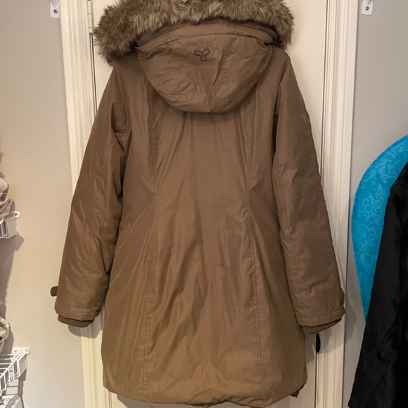 TNA The Summit Parka - Picture 2 of 5